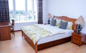 Chateau Towers Apartment Hotel